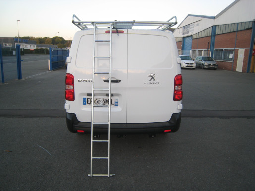 échelle coulissante sous galerie