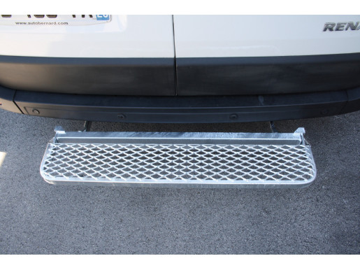 Marchepied arrière relevable sans attelage avec radar de recul 1200x200 RENAULT Master III L3H2 propulsion 1