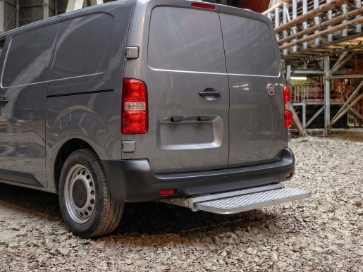 Marchepied arrière rétractable 1000x250 FIAT Scudo L3H1 1