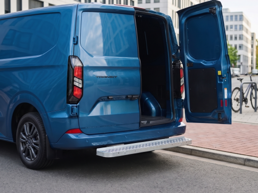 Marchepied arrière fixe sans ferrure d'attelage 1300X200 FORD Transit Custom L1H1 1