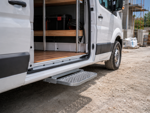 Marchepied latéral rétractable 640x250 métal déployé NISSAN NV 400 INTERSTAR L2H2 depuis 2024