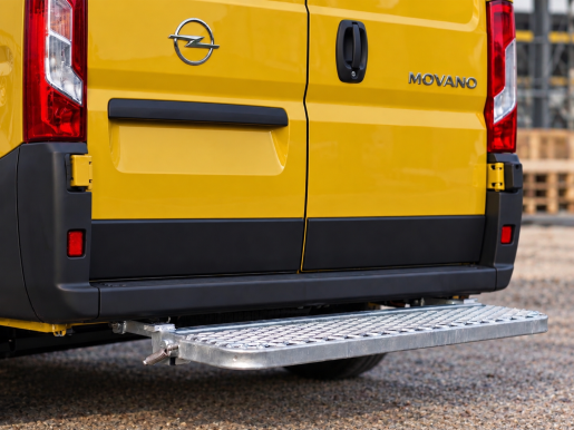 Marchepied arrière relevable sans attelage sans radar de recul 1200x200 OPEL Movano L3H3